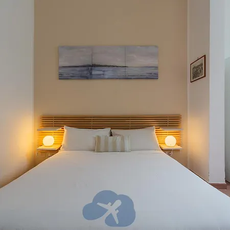 Airport House Apartament Bari